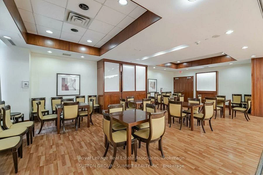 3880, Duke Of York, City Centre, Mississauga