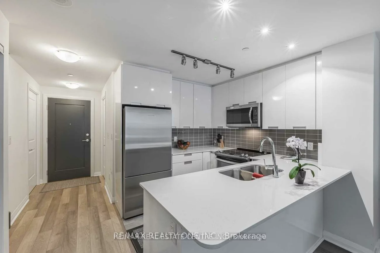 5025, Four Springs, Hurontario, Mississauga
