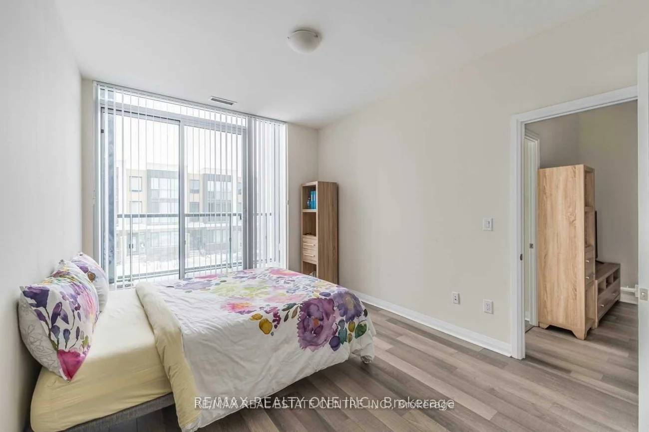 5025, Four Springs, Hurontario, Mississauga
