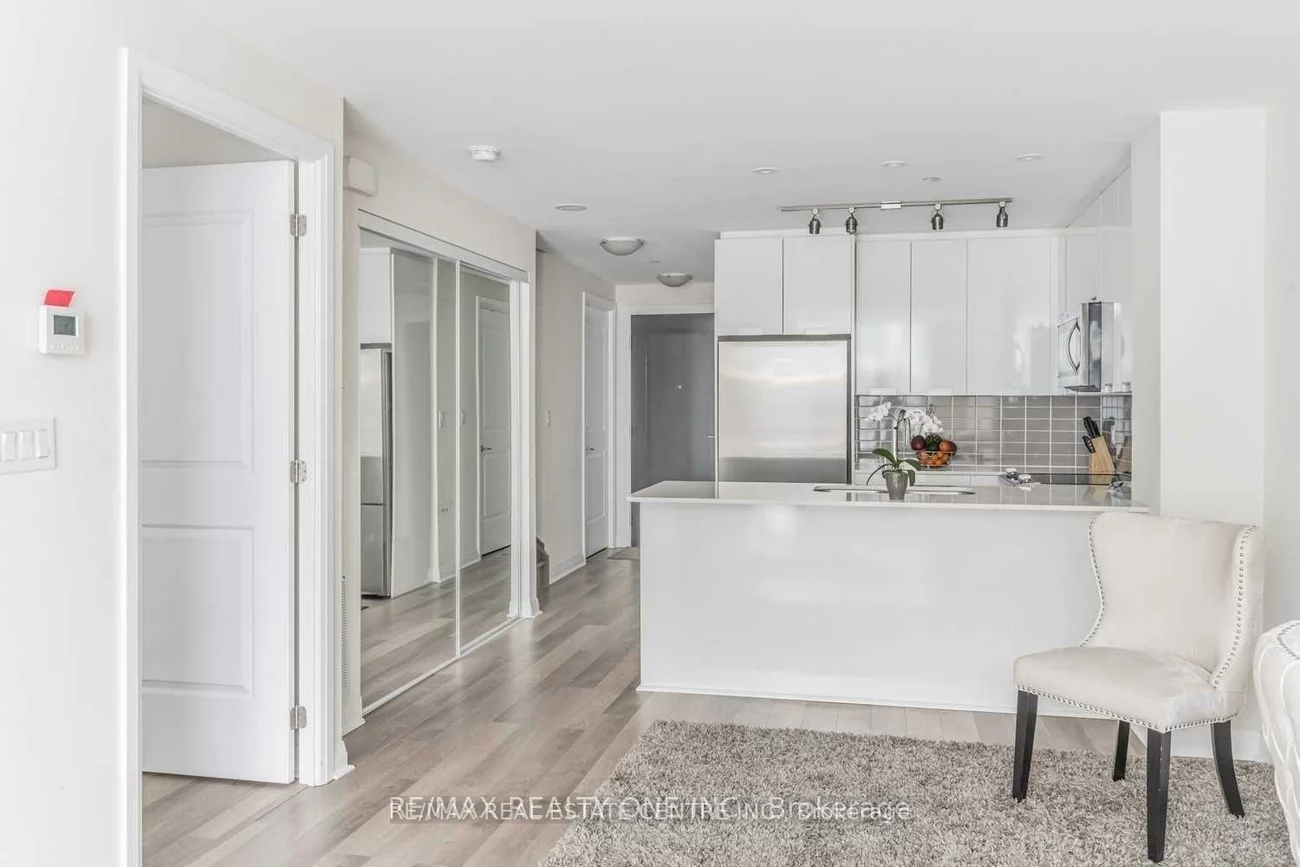 5025, Four Springs, Hurontario, Mississauga