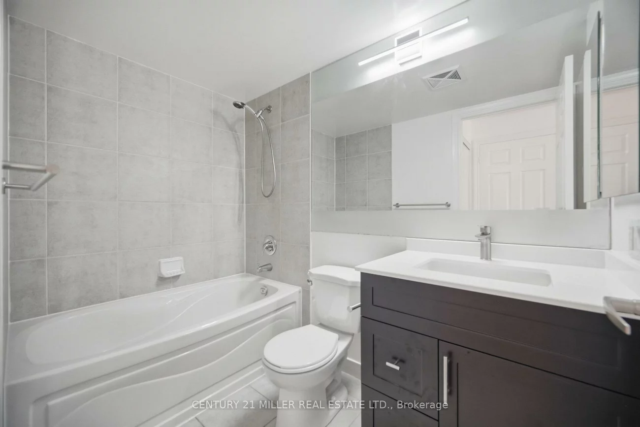 310, Burnhamthorpe, City Centre, Mississauga