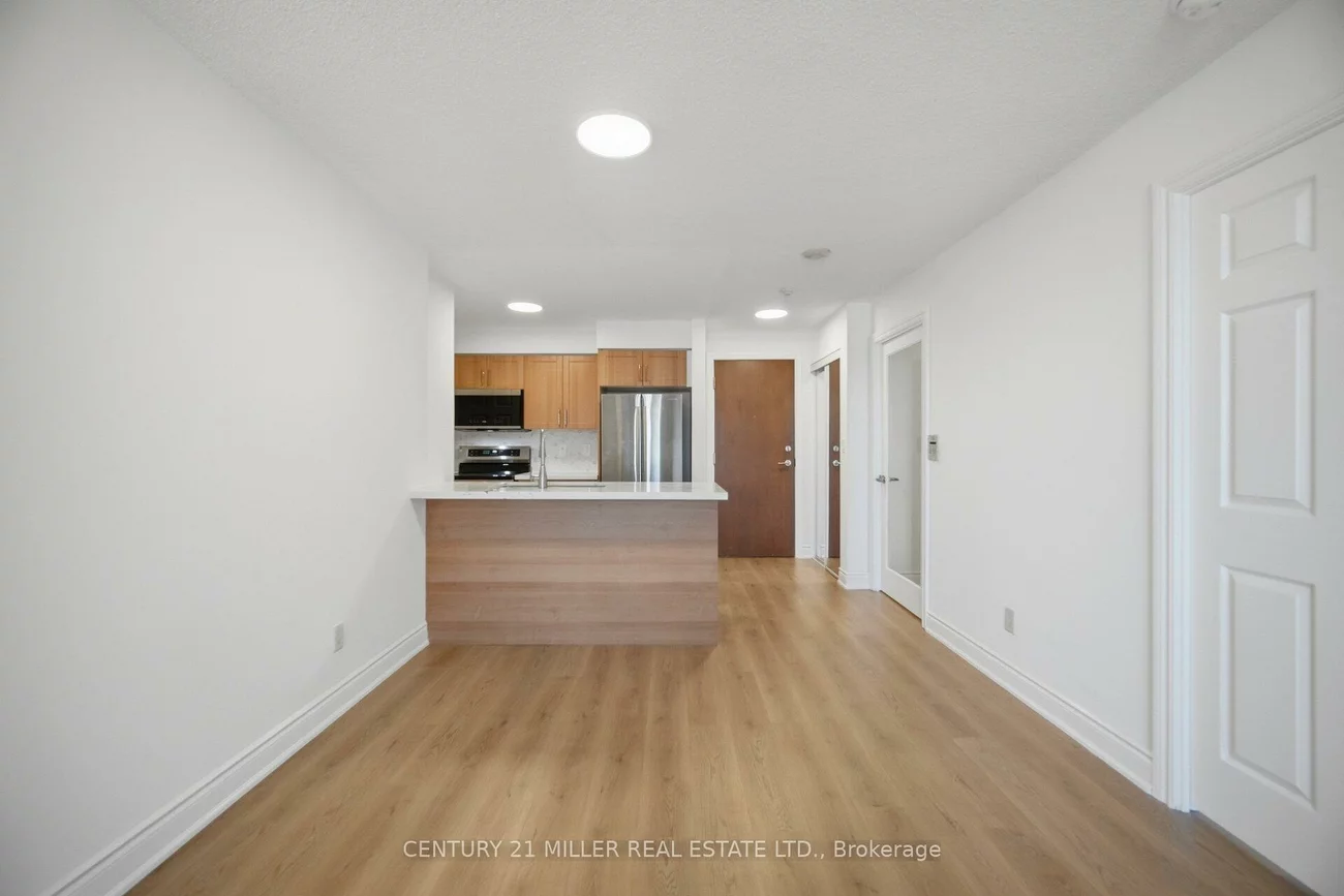 310, Burnhamthorpe, City Centre, Mississauga