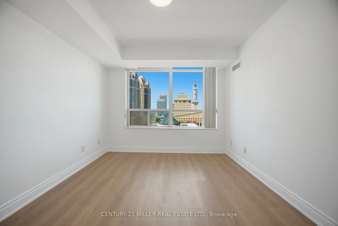 310, Burnhamthorpe, City Centre, Mississauga