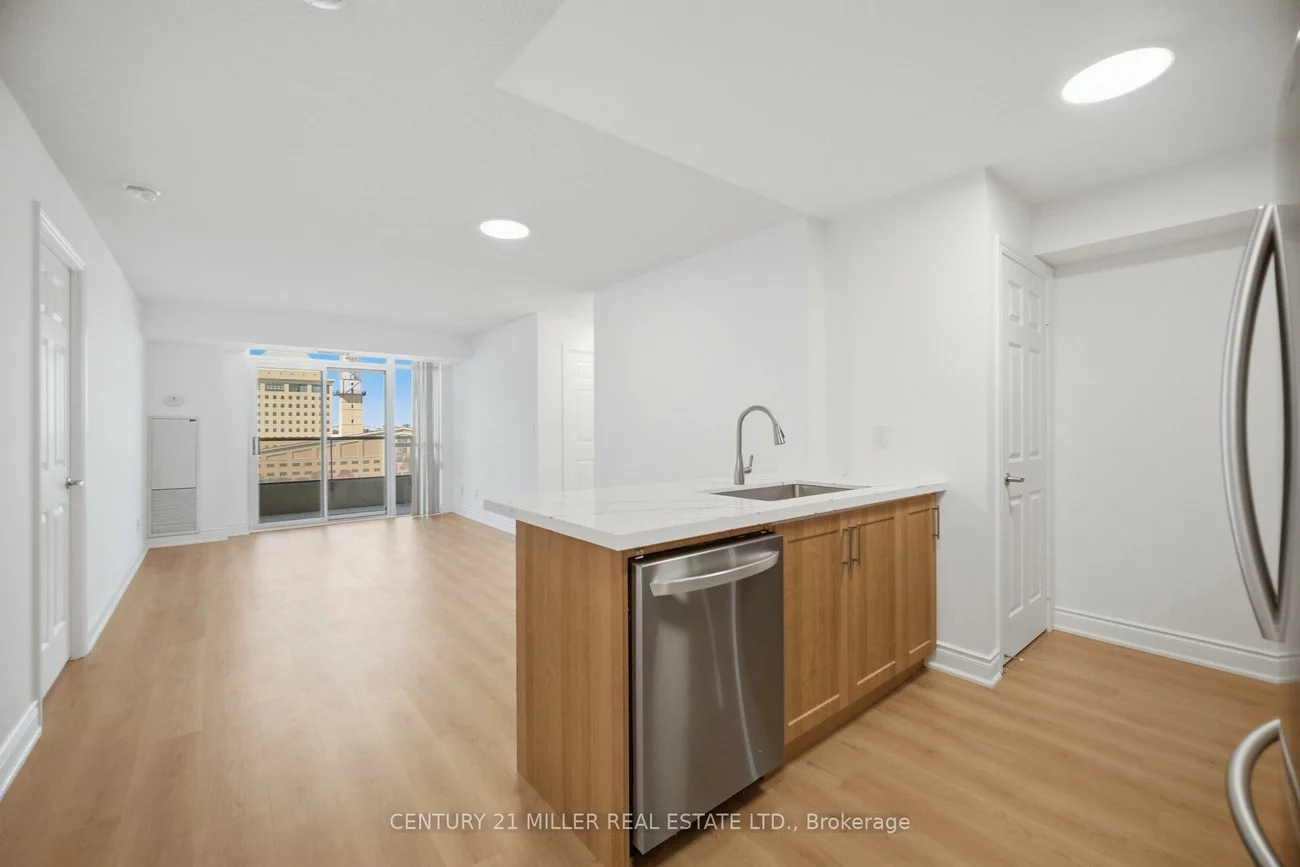 310, Burnhamthorpe, City Centre, Mississauga