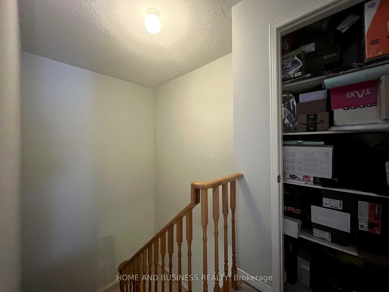 1588, South Parade, East Credit, Mississauga