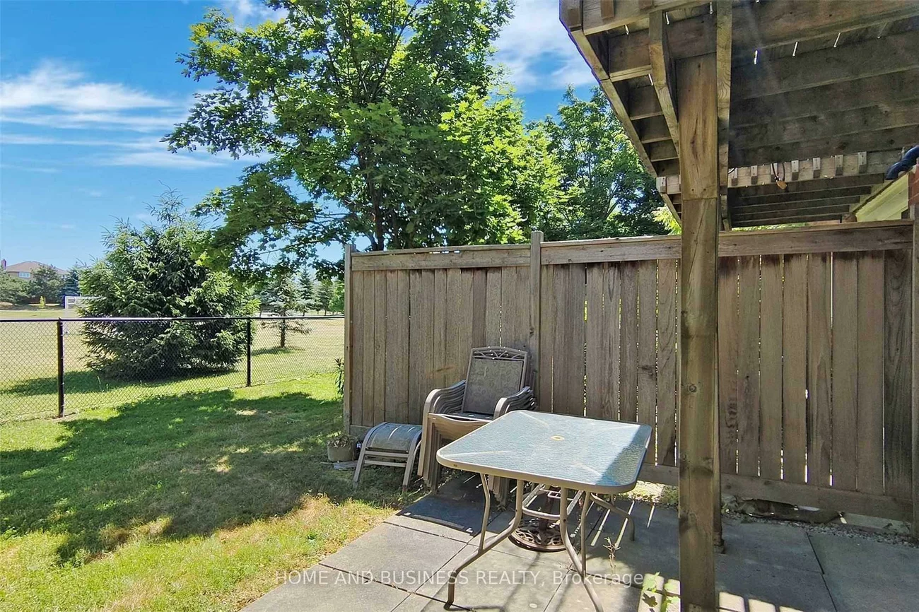 1588, South Parade, East Credit, Mississauga
