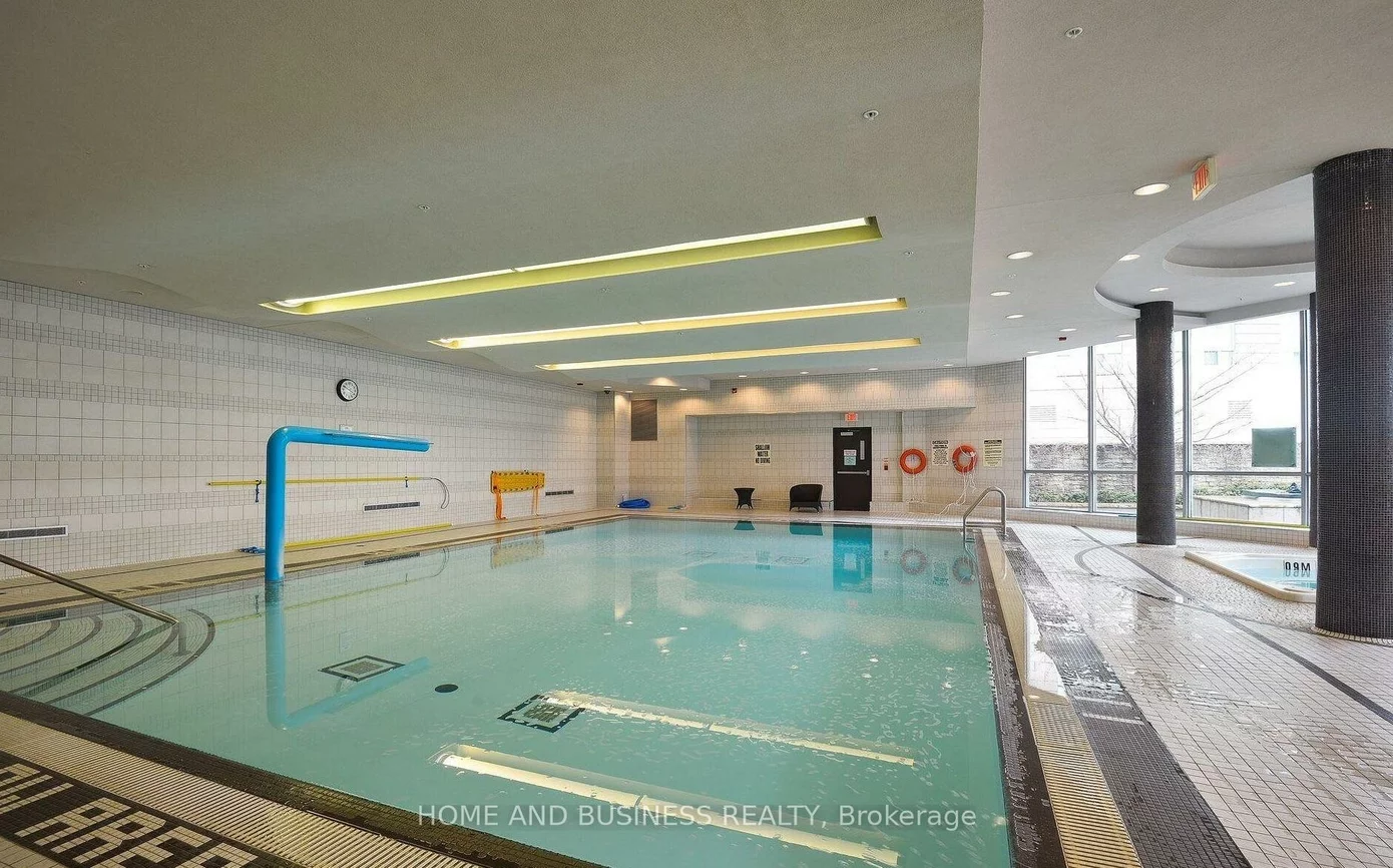 80, Absolute, City Centre, Mississauga