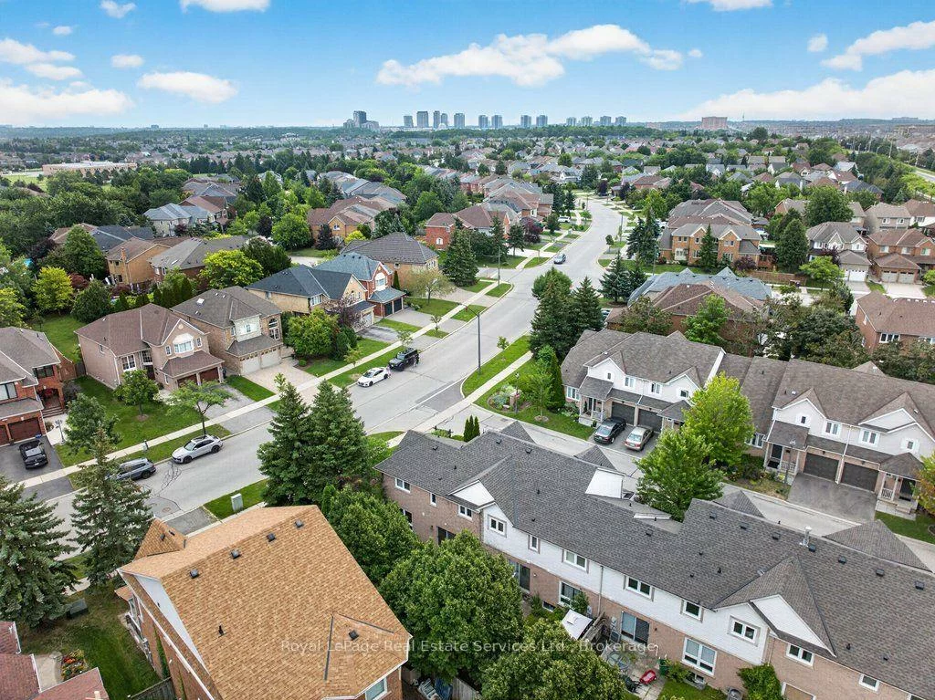 5910, Greensboro, Central Erin Mills, Mississauga