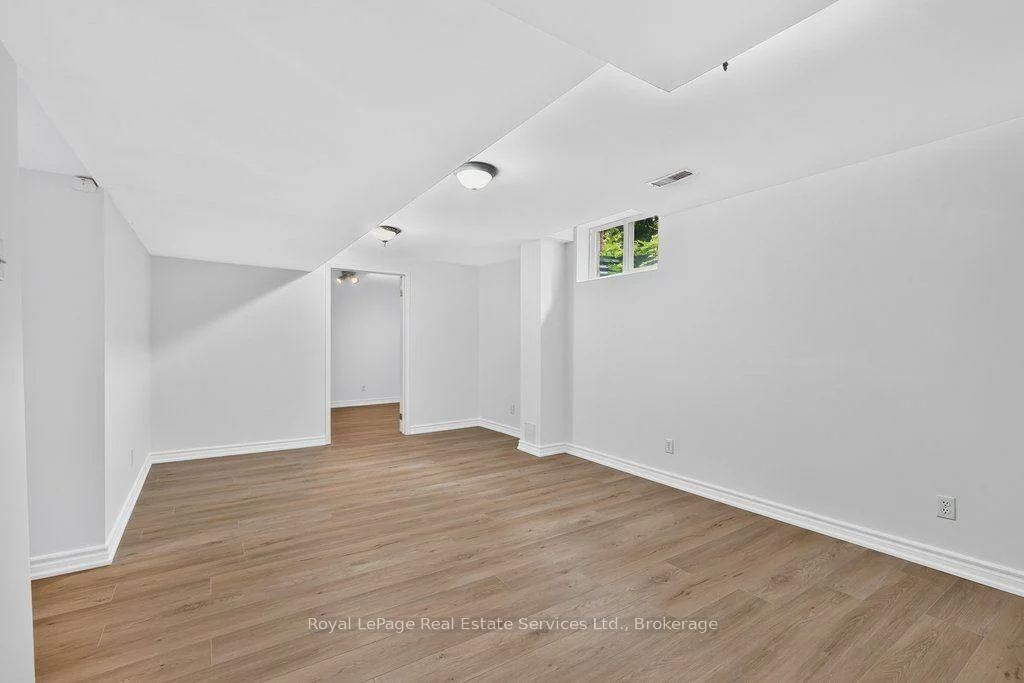 5910, Greensboro, Central Erin Mills, Mississauga