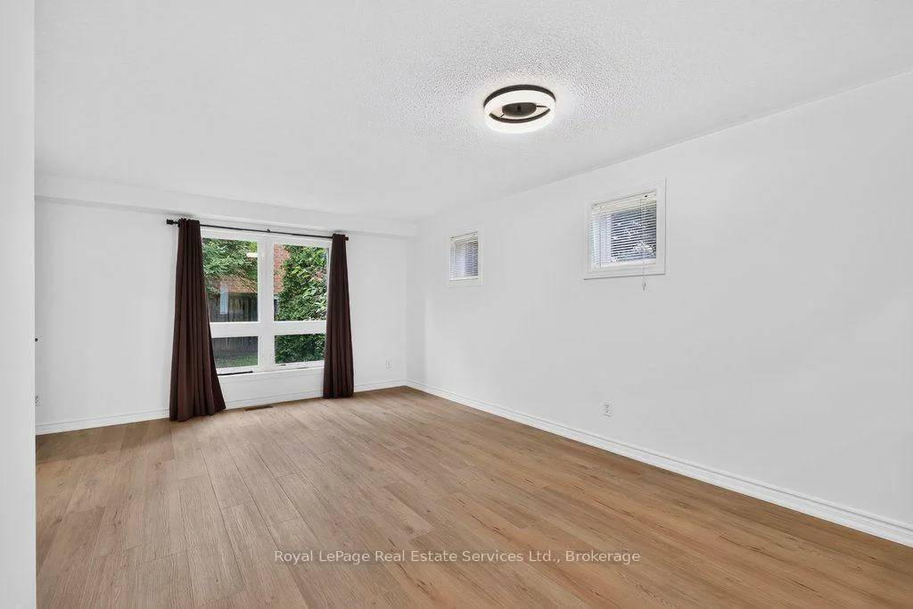 5910, Greensboro, Central Erin Mills, Mississauga