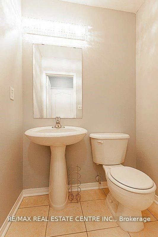 6035, Bidwell, East Credit, Mississauga
