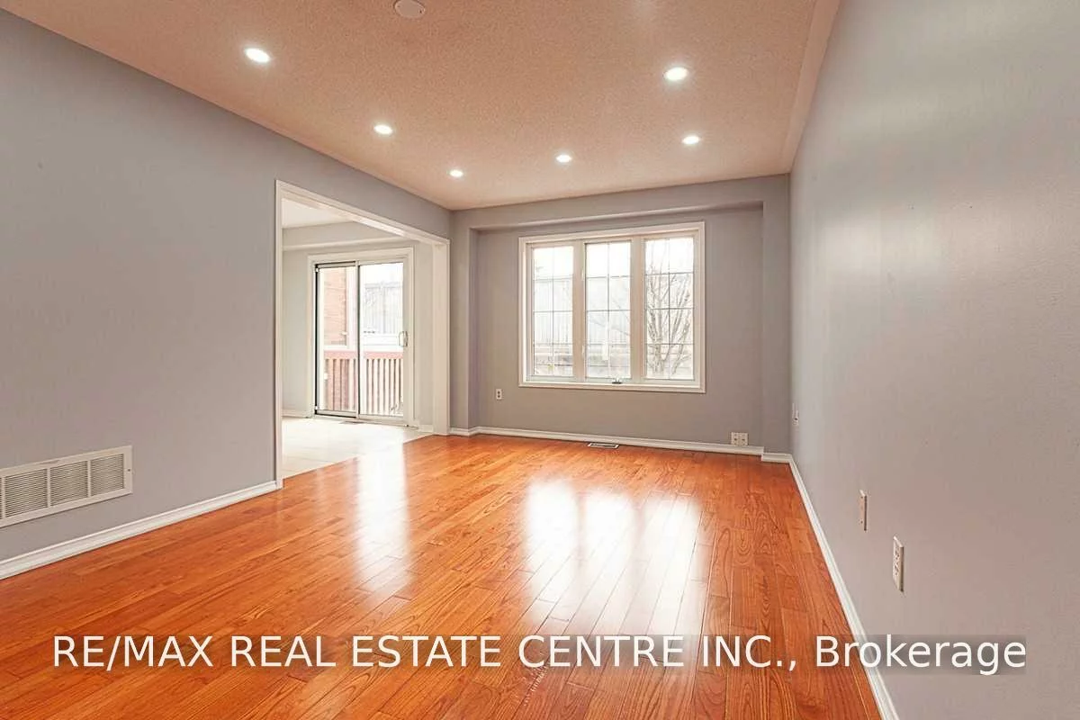 6035, Bidwell, East Credit, Mississauga