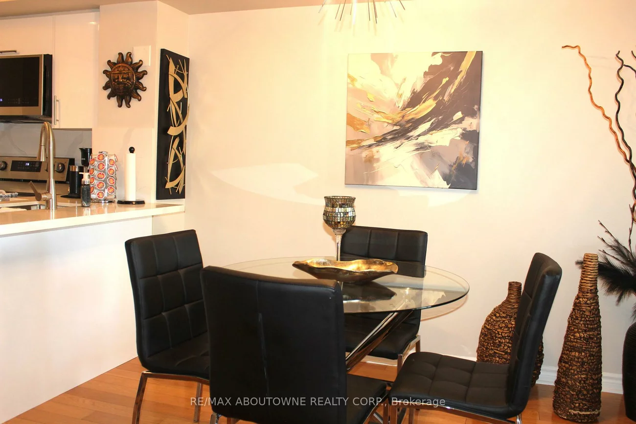 4080, Living Arts, City Centre, Mississauga