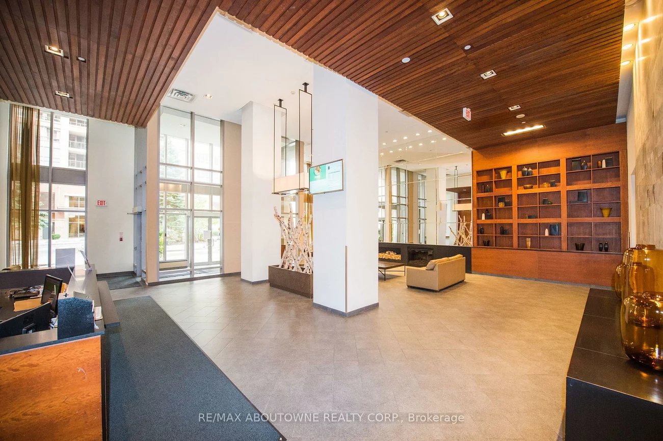 4080, Living Arts, City Centre, Mississauga