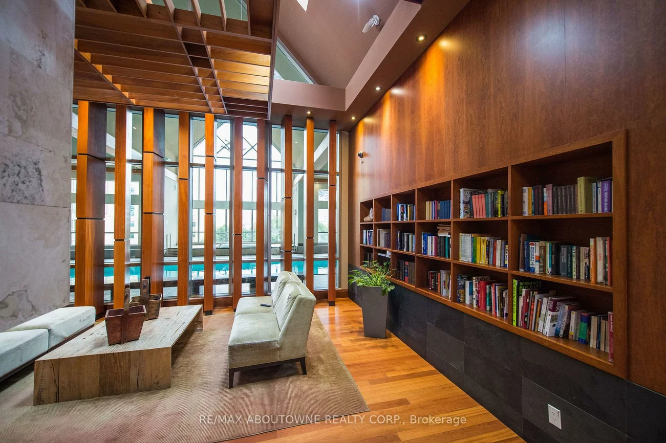 4080, Living Arts, City Centre, Mississauga