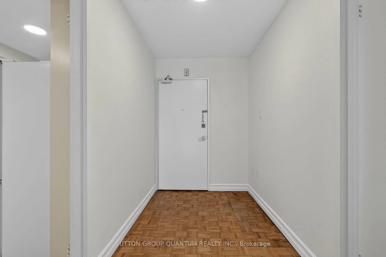 965, Inverhouse, Clarkson, Mississauga