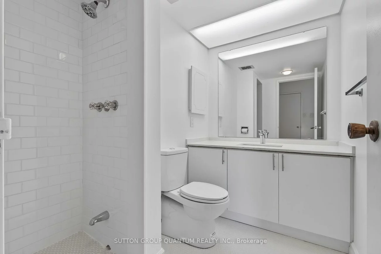 965, Inverhouse, Clarkson, Mississauga