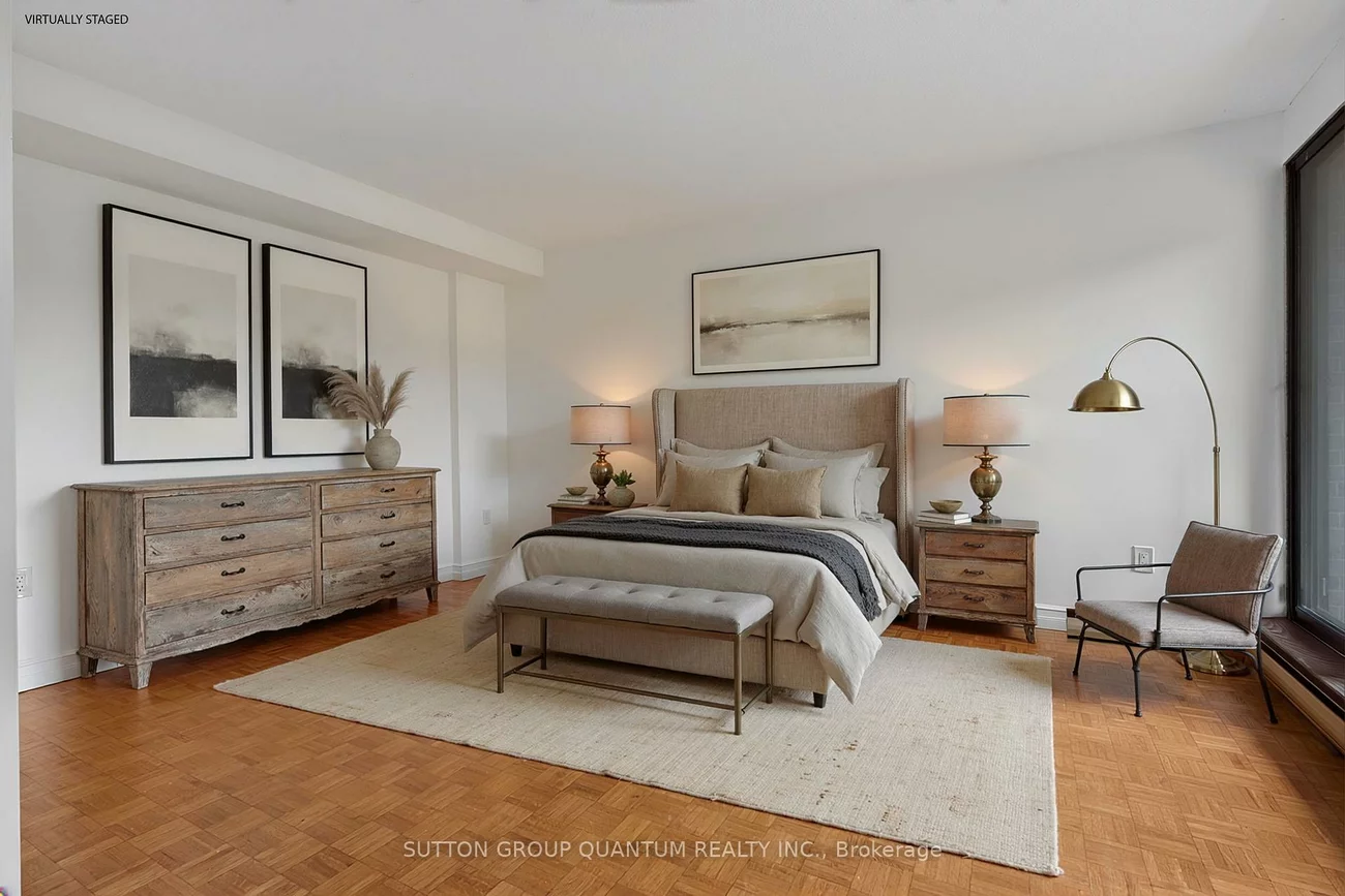 965, Inverhouse, Clarkson, Mississauga