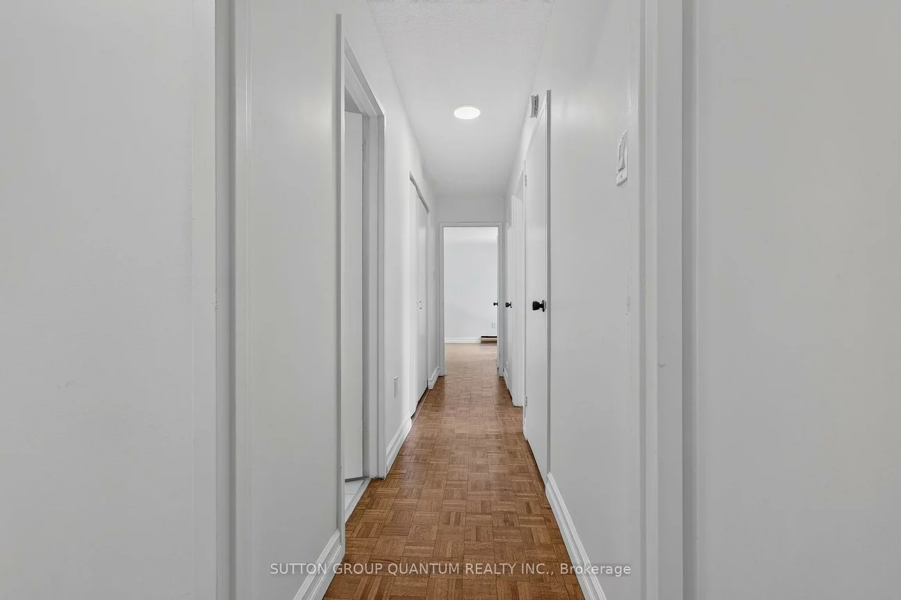 965, Inverhouse, Clarkson, Mississauga