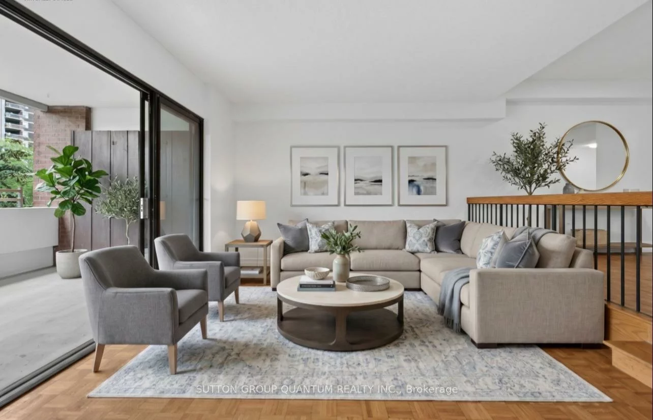 965, Inverhouse, Clarkson, Mississauga