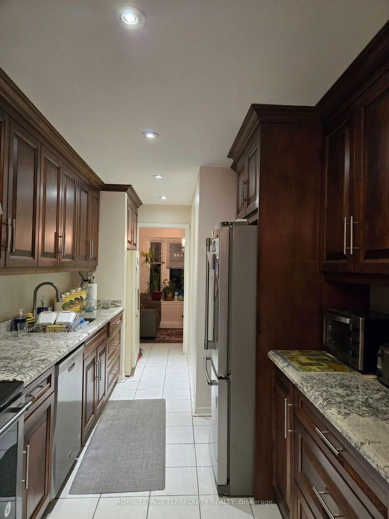 4635, Regents, Hurontario, Mississauga