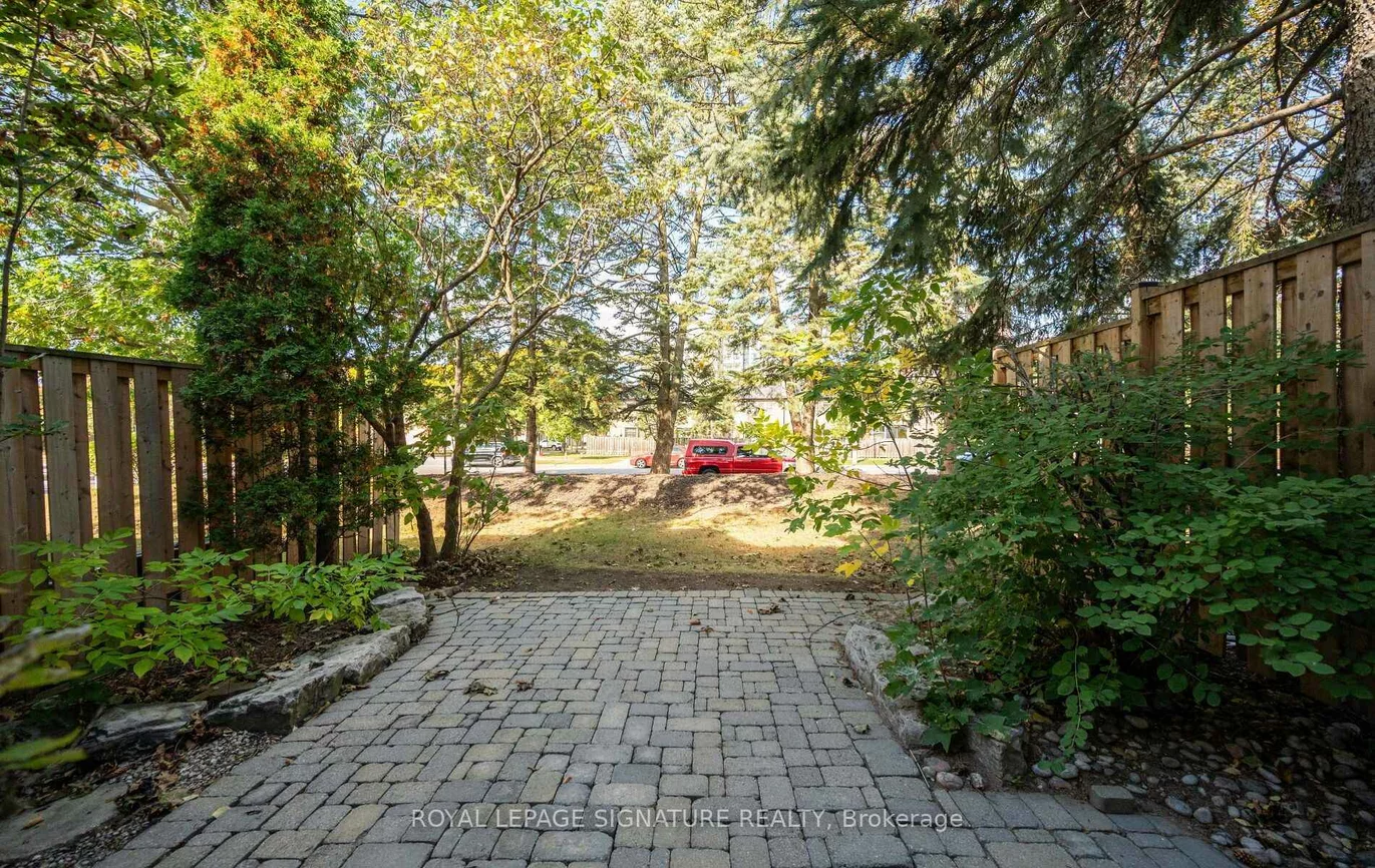 5536, Montevideo, Meadowvale, Mississauga