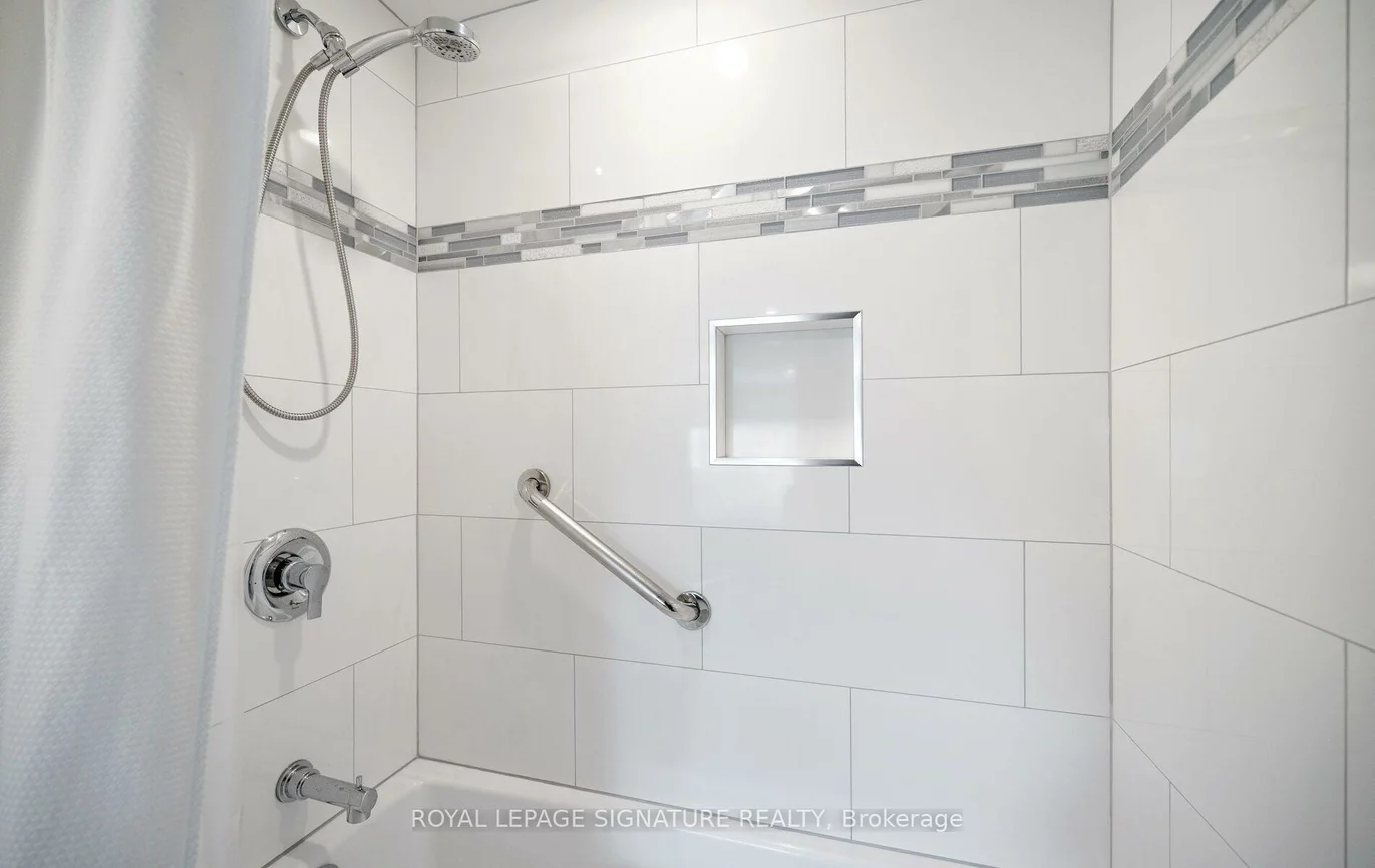 5536, Montevideo, Meadowvale, Mississauga