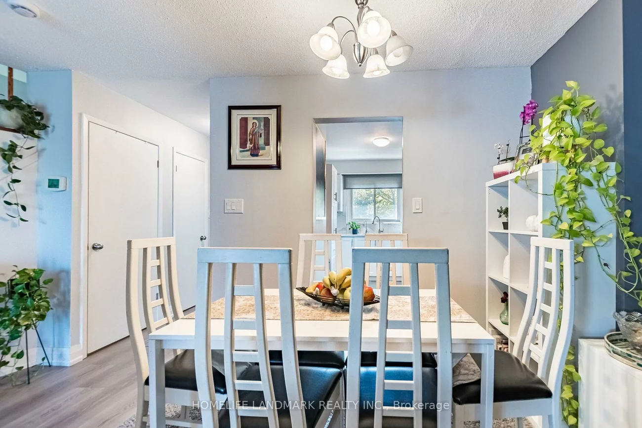 400, Mississauga Valley, Mississauga Valleys, Mississauga