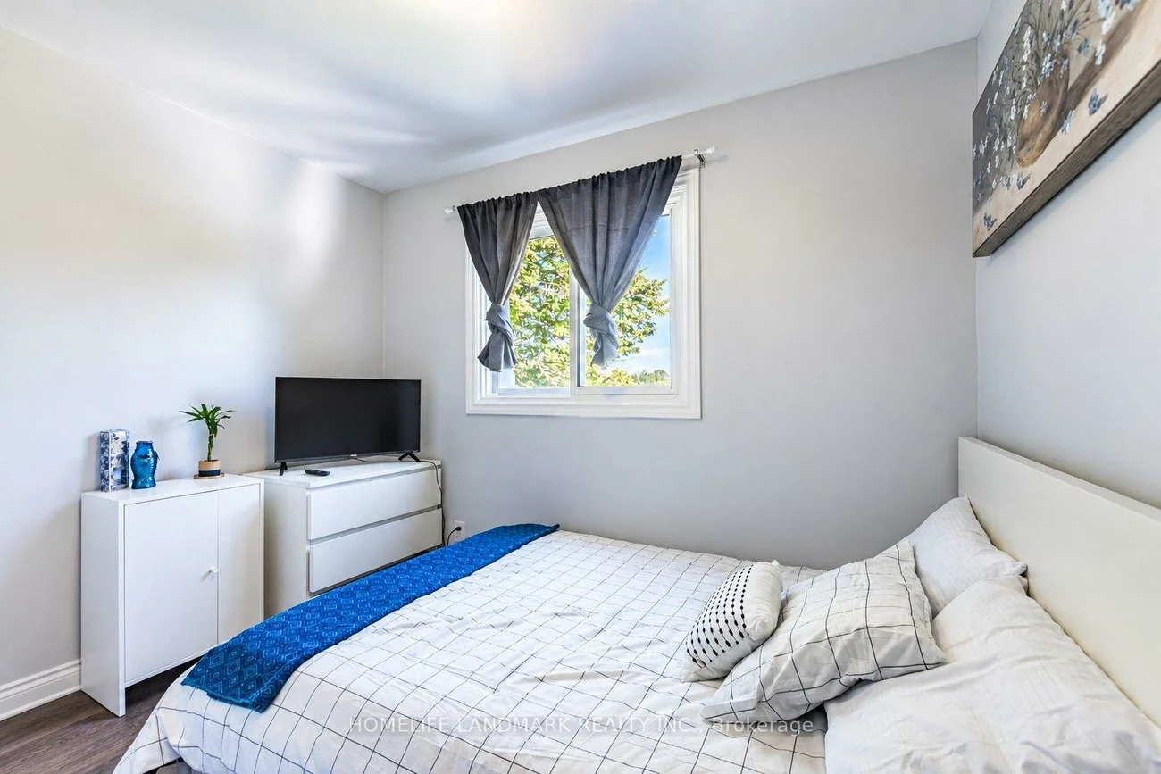 400, Mississauga Valley, Mississauga Valleys, Mississauga