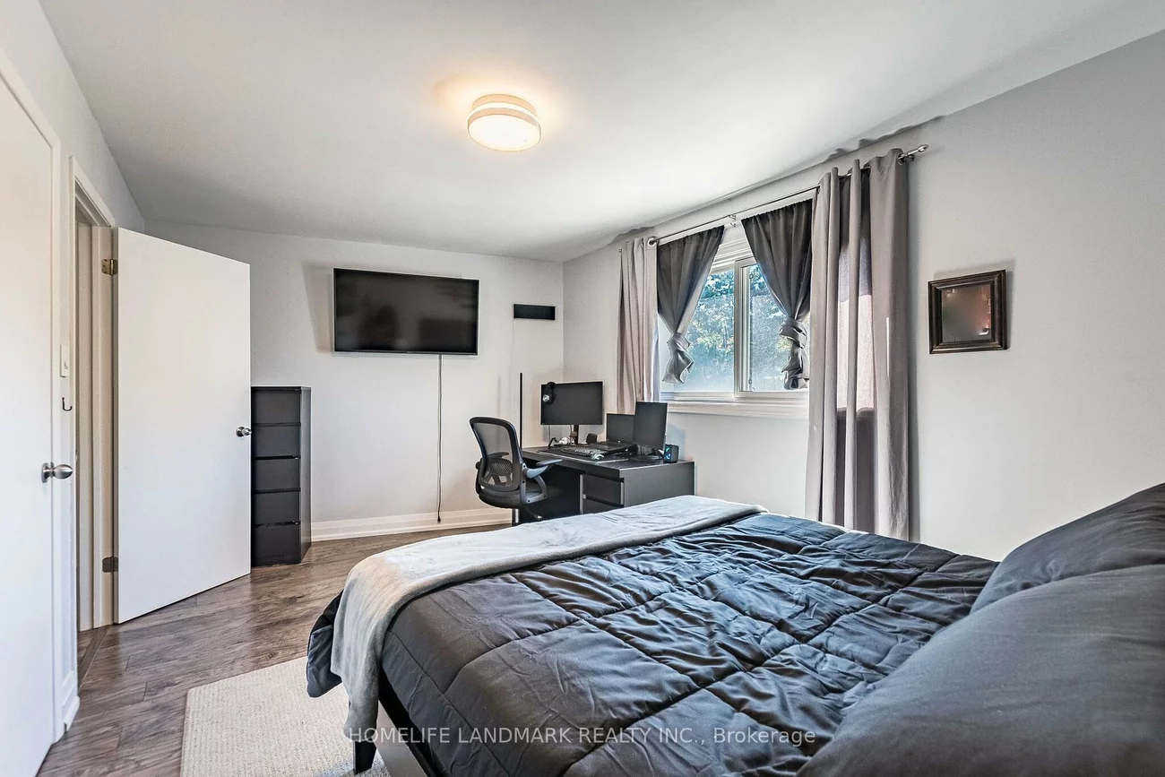 400, Mississauga Valley, Mississauga Valleys, Mississauga