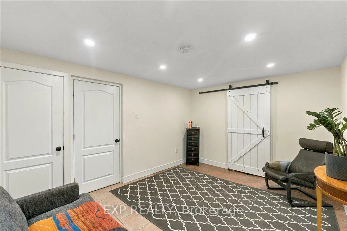 2145, Sherobee, Cooksville, Mississauga