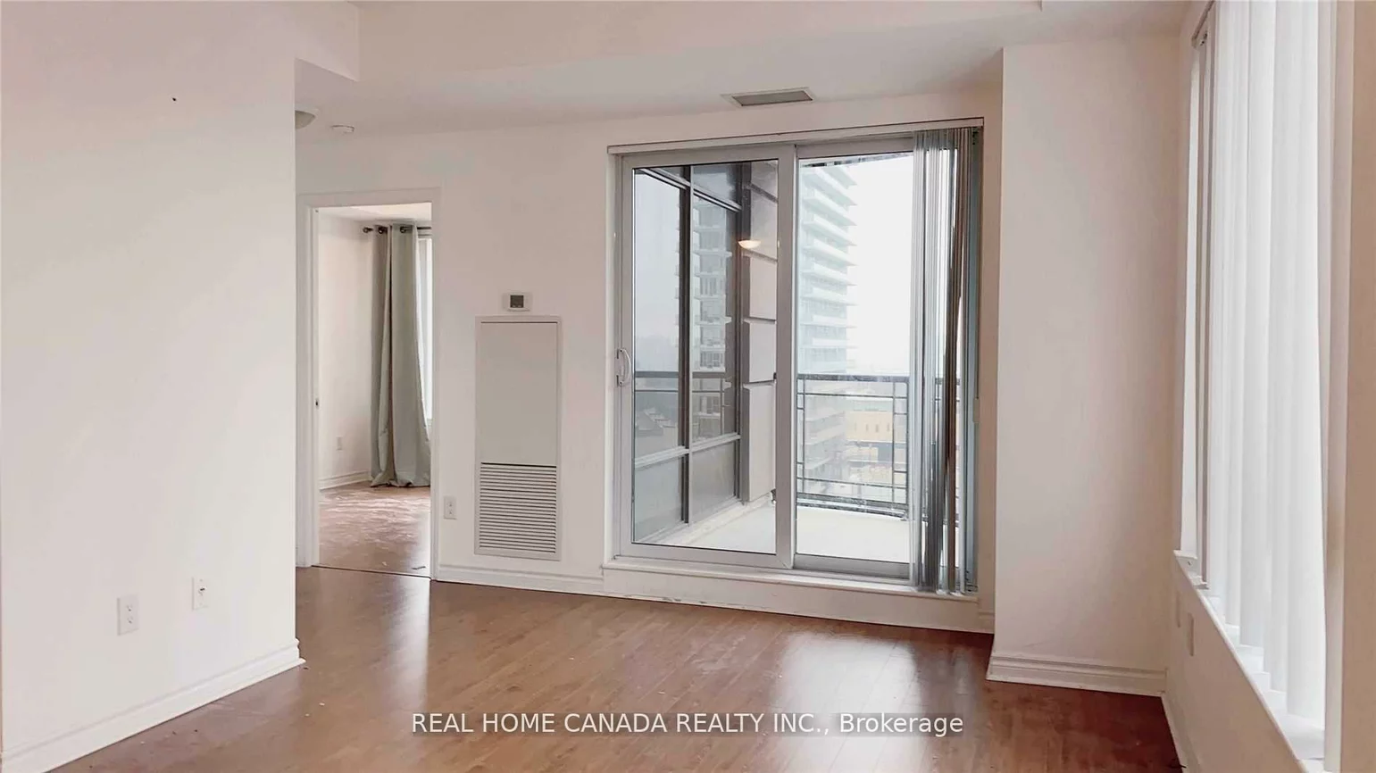 385, Prince Of Wales, City Centre, Mississauga