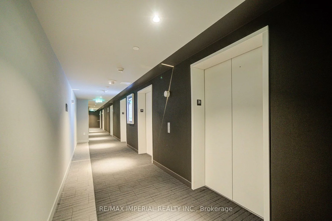 3883, Quartz, City Centre, Mississauga