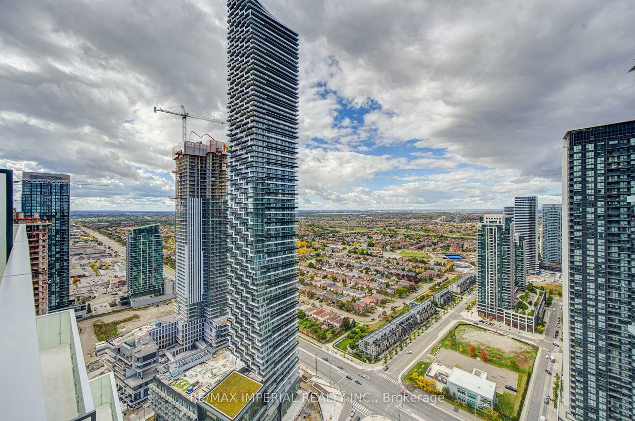 3883, Quartz, City Centre, Mississauga