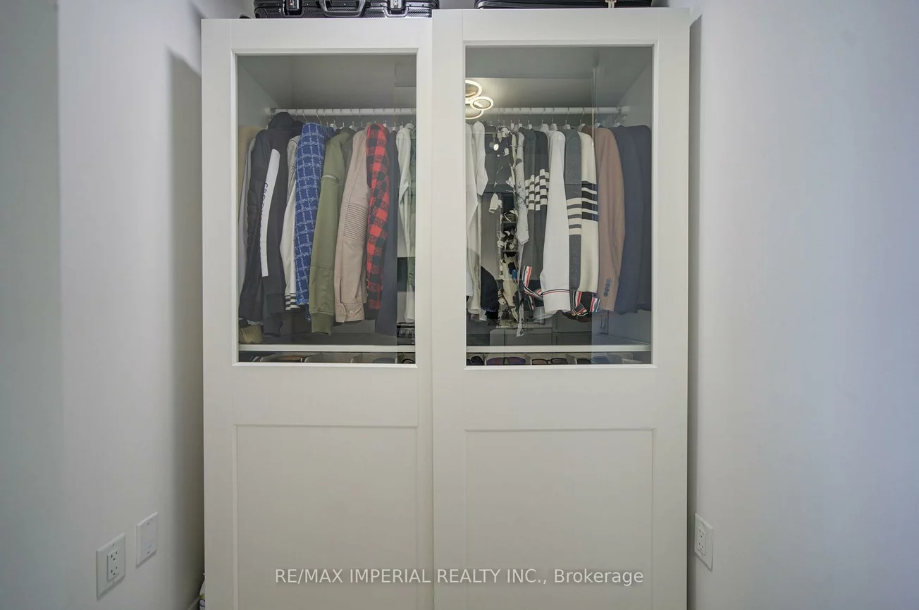 3883, Quartz, City Centre, Mississauga