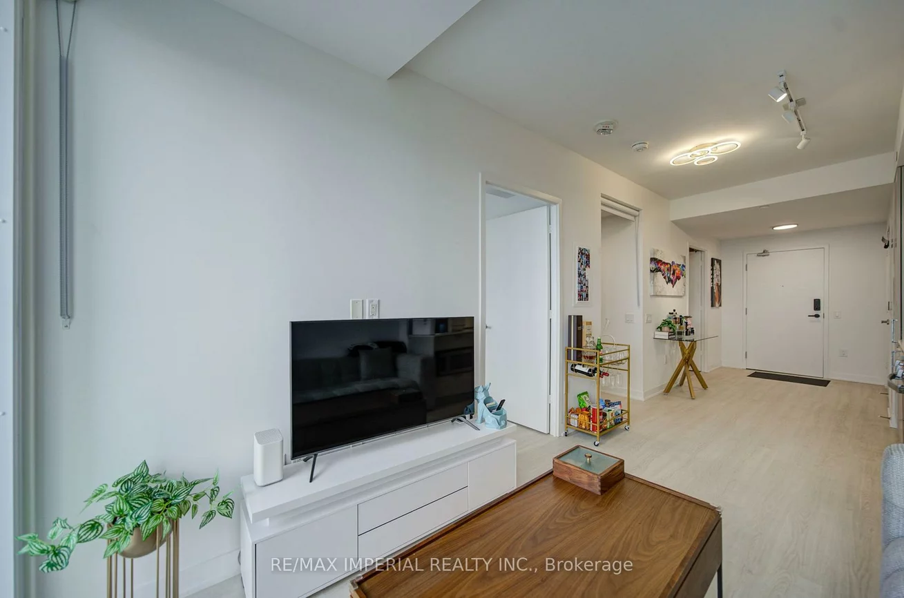 3883, Quartz, City Centre, Mississauga