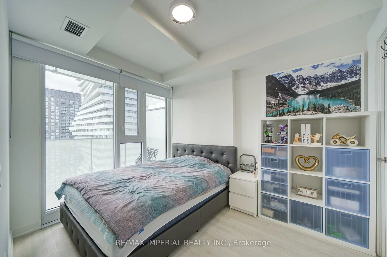 3883, Quartz, City Centre, Mississauga
