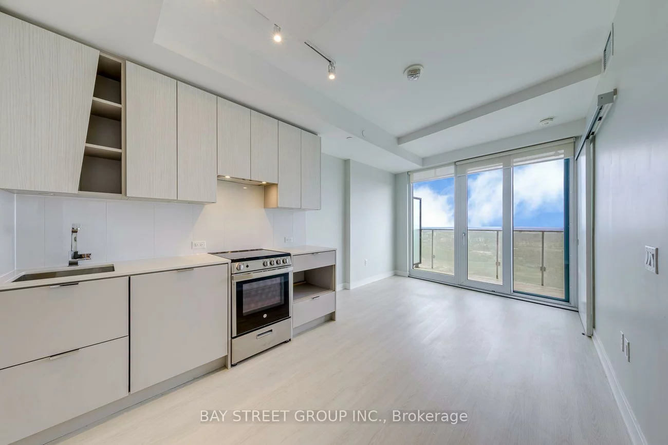 3883, Quartz, City Centre, Mississauga