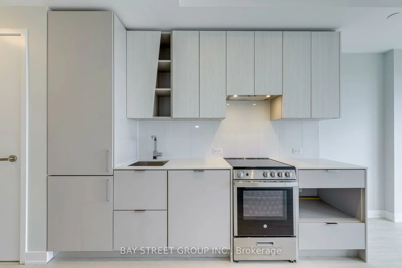 3883, Quartz, City Centre, Mississauga