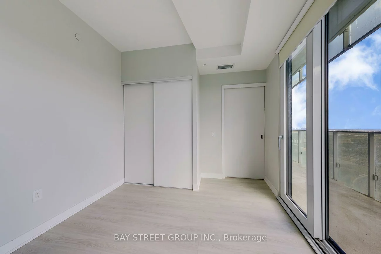 3883, Quartz, City Centre, Mississauga