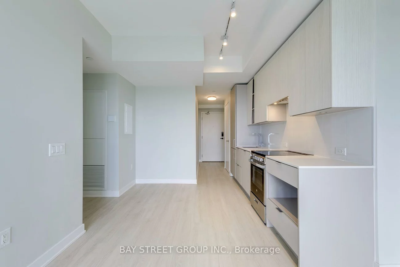 3883, Quartz, City Centre, Mississauga