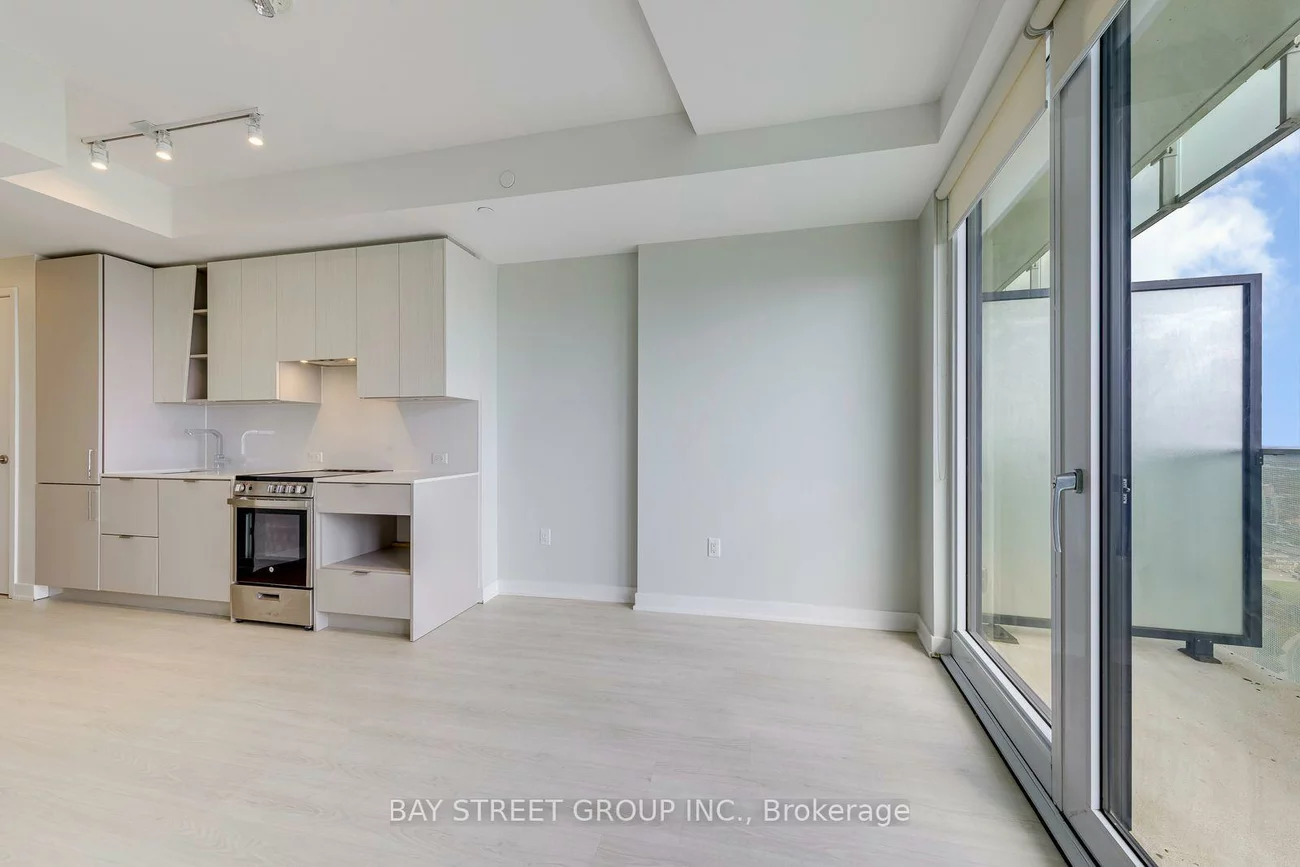 3883, Quartz, City Centre, Mississauga