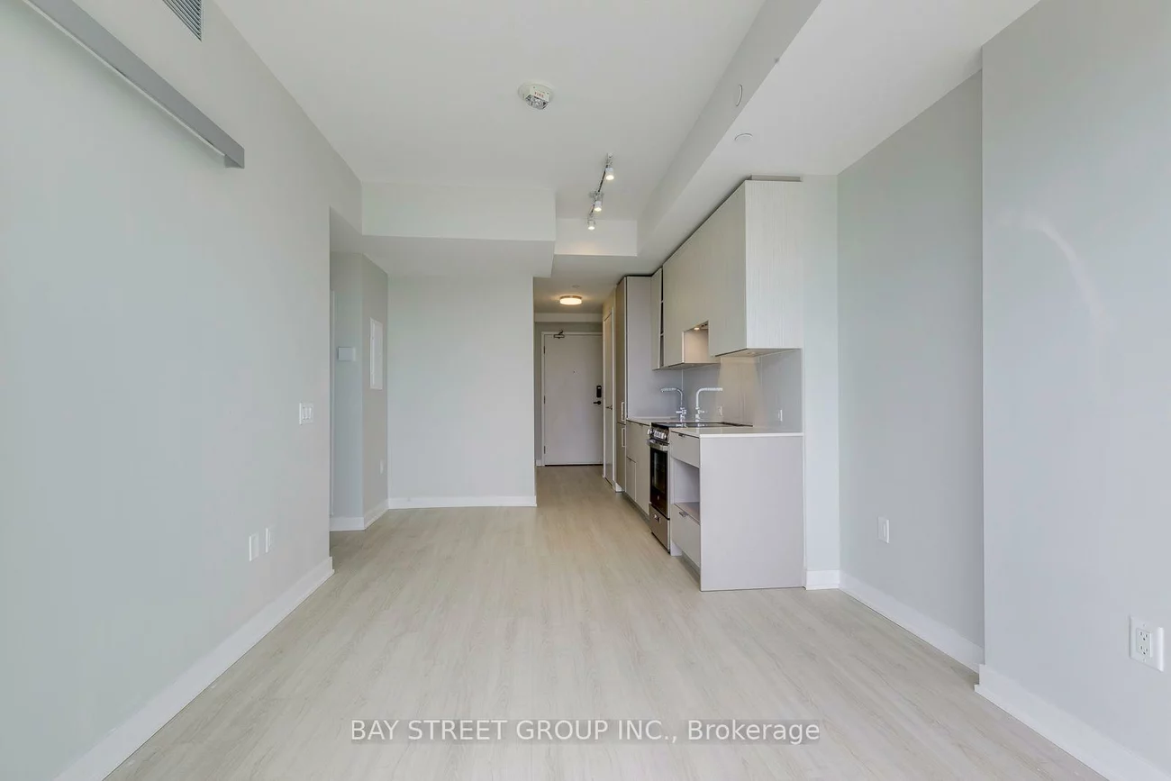 3883, Quartz, City Centre, Mississauga