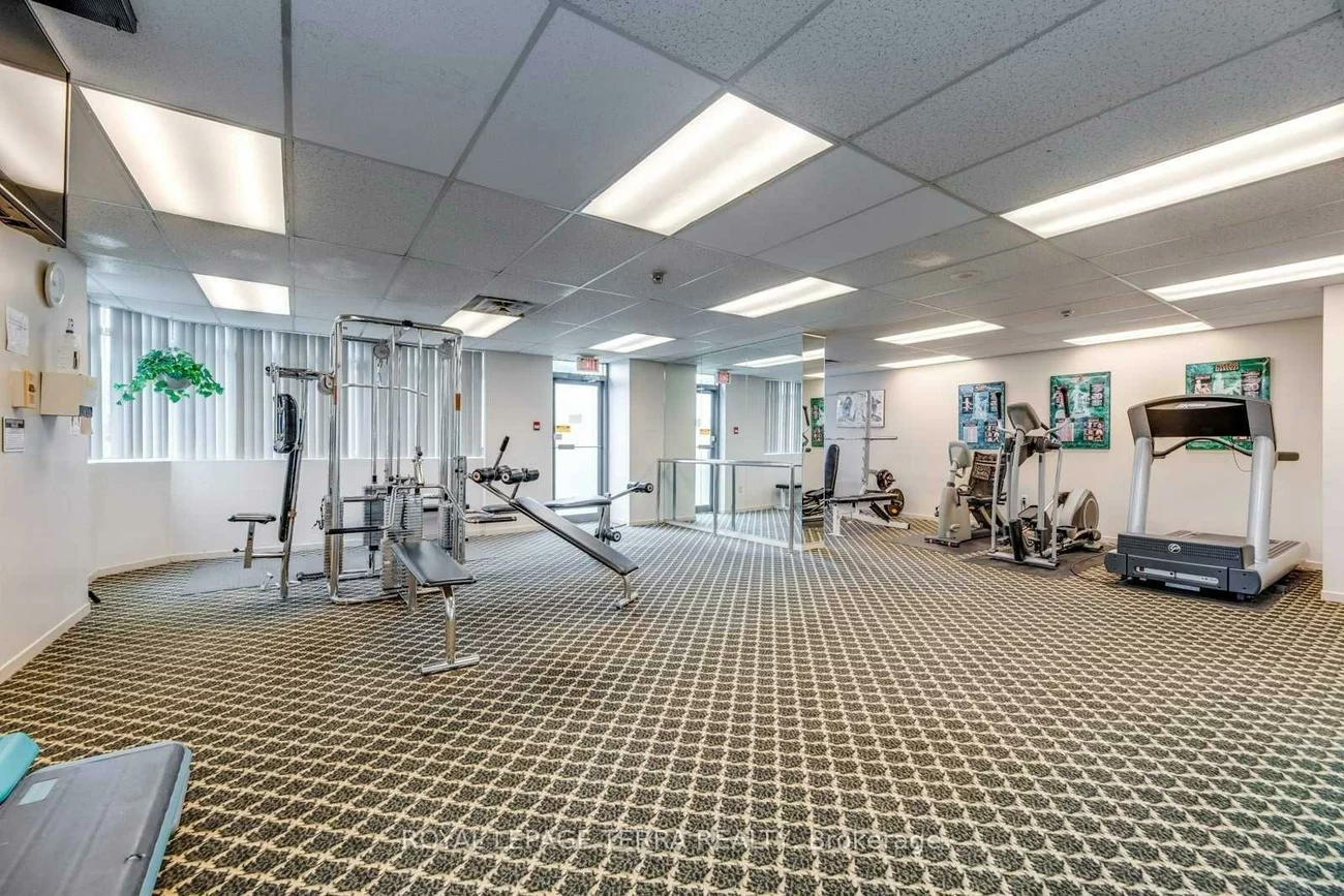 300, Webb, City Centre, Mississauga