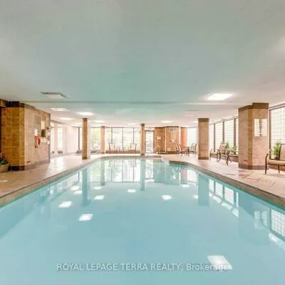 300, Webb, City Centre, Mississauga