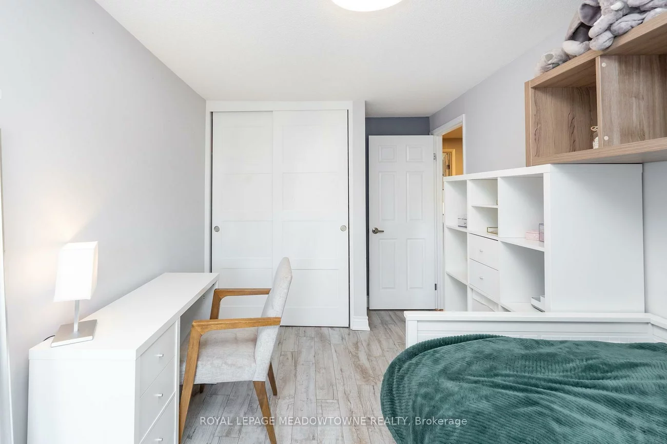 7251, Copenhagen, Meadowvale, Mississauga