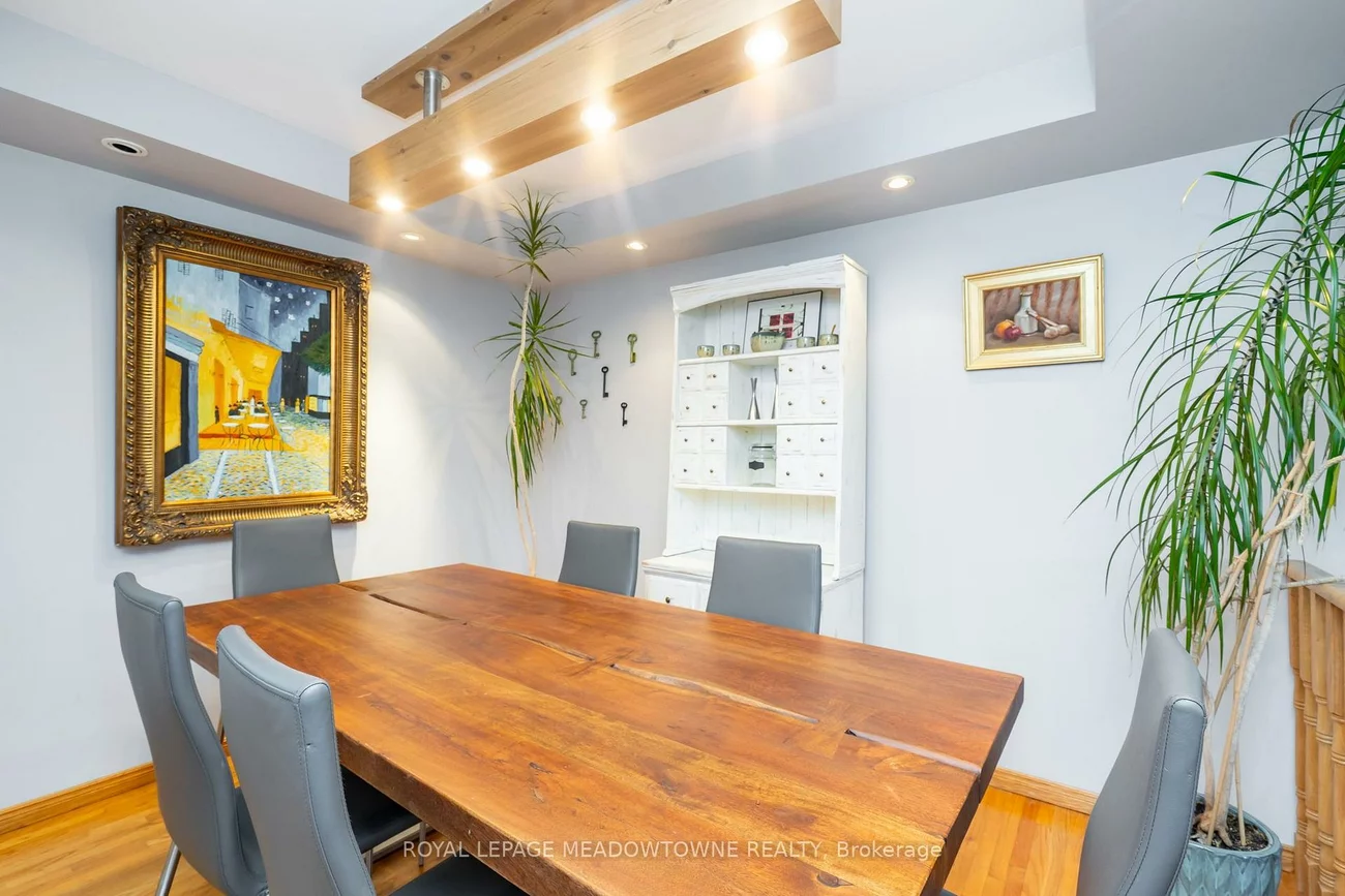 7251, Copenhagen, Meadowvale, Mississauga