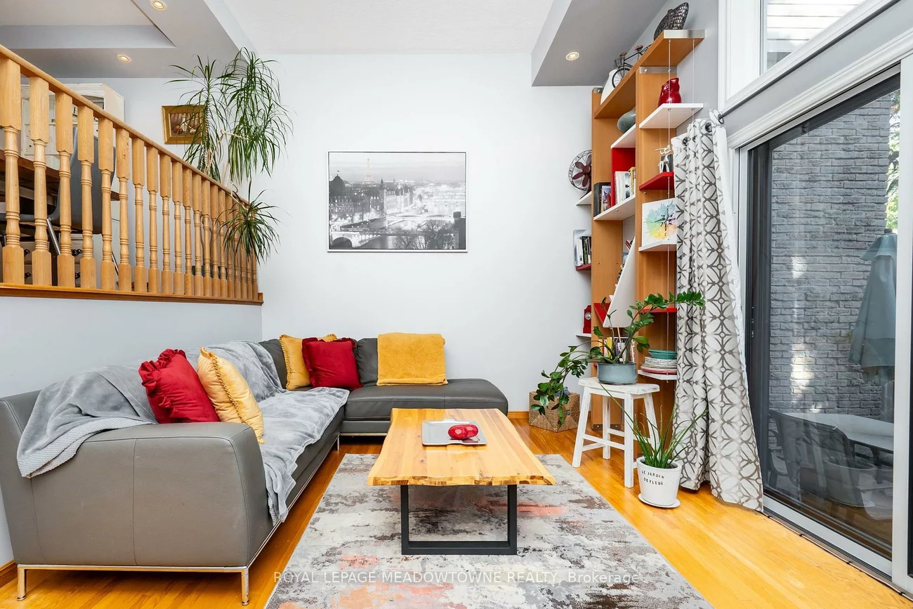 7251, Copenhagen, Meadowvale, Mississauga