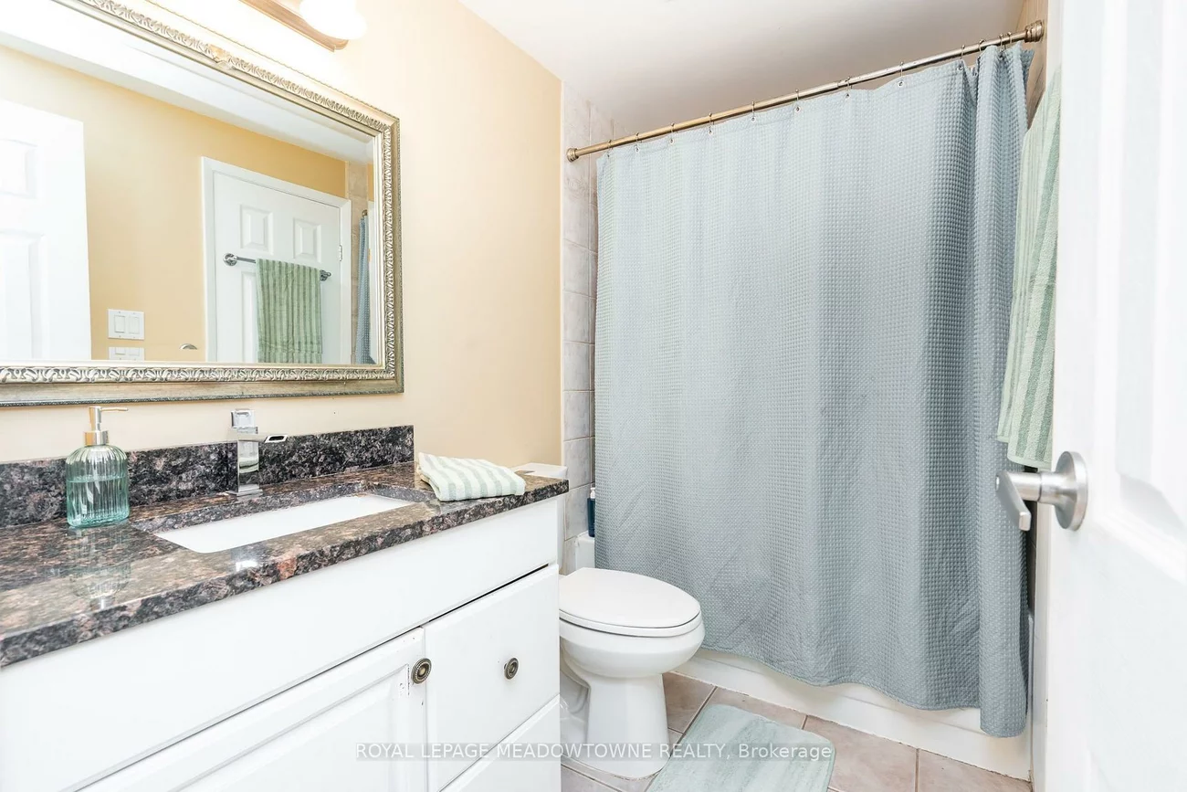 7251, Copenhagen, Meadowvale, Mississauga
