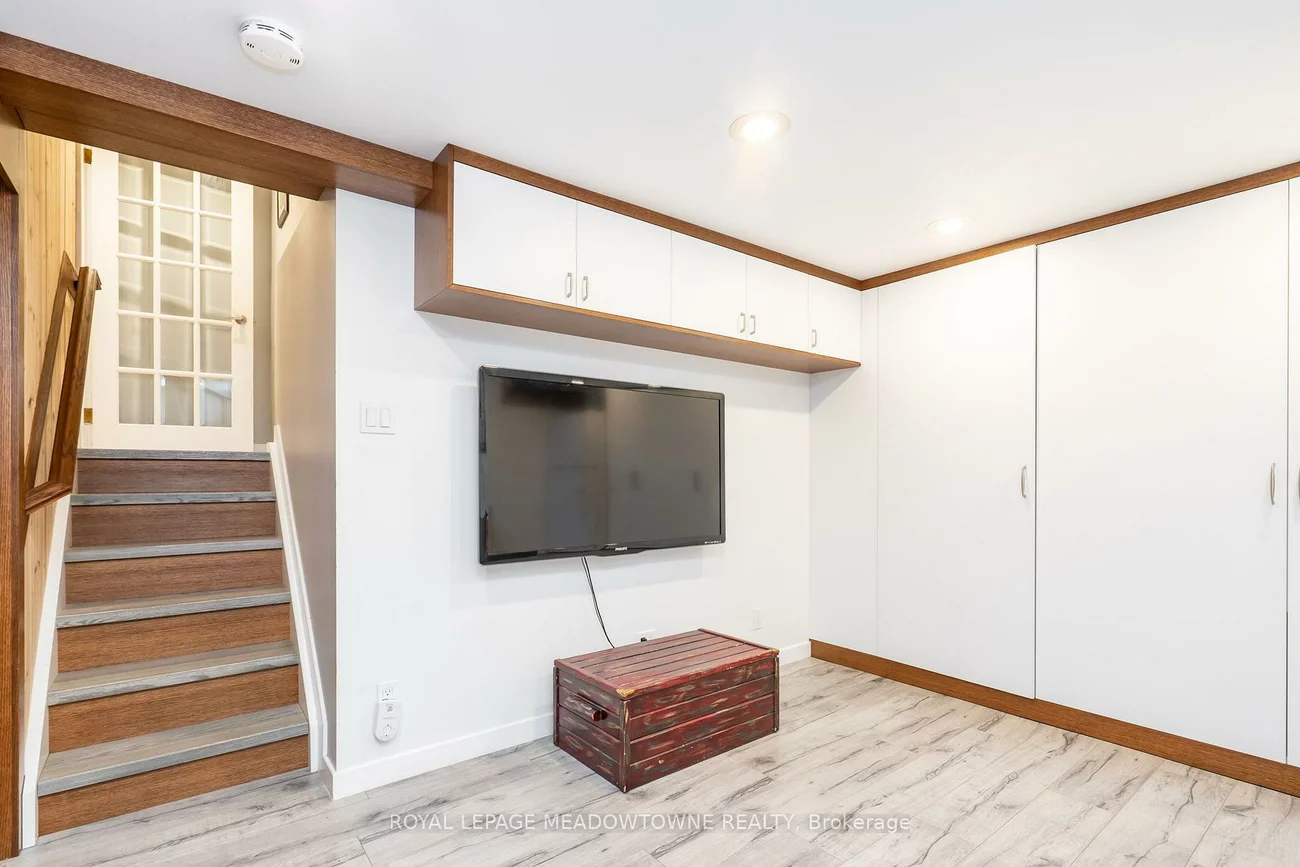7251, Copenhagen, Meadowvale, Mississauga